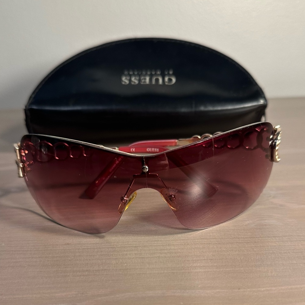 Guess Sunglasses GU6509
